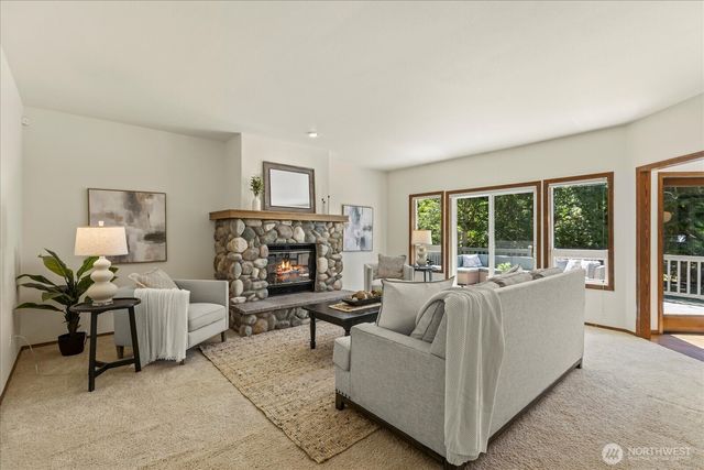 23915 NE 80th Street, Redmond, WA 98053