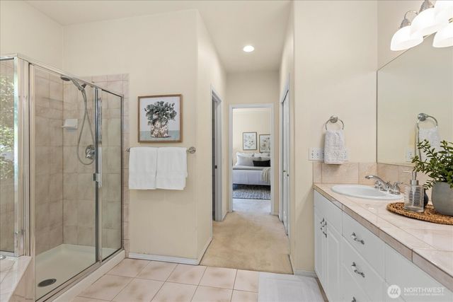 23915 NE 80th Street, Redmond, WA 98053