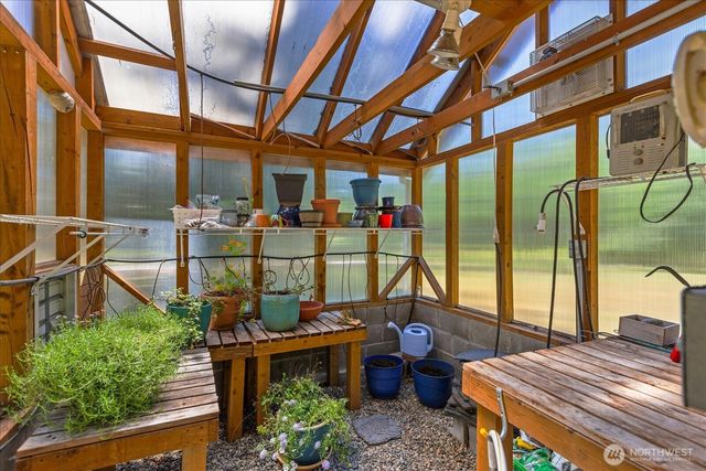23915 NE 80th Street, Redmond, WA 98053