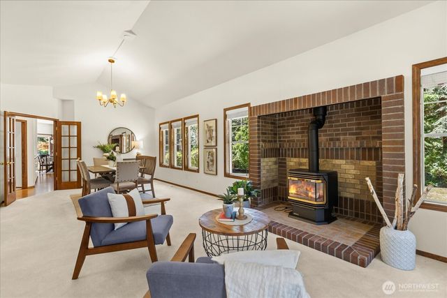 23915 NE 80th Street, Redmond, WA 98053
