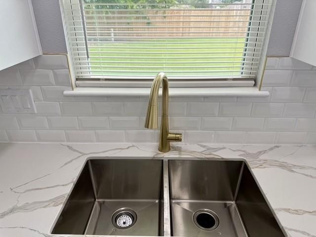 3419 Southdown Drive, Pearland, TX 77584