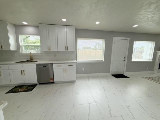 3419 Southdown Drive, Pearland, TX 77584