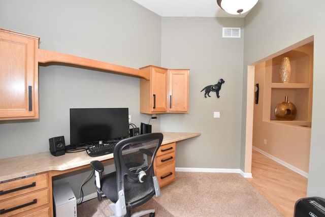 930 Dana LANE, Waukesha, WI 53189