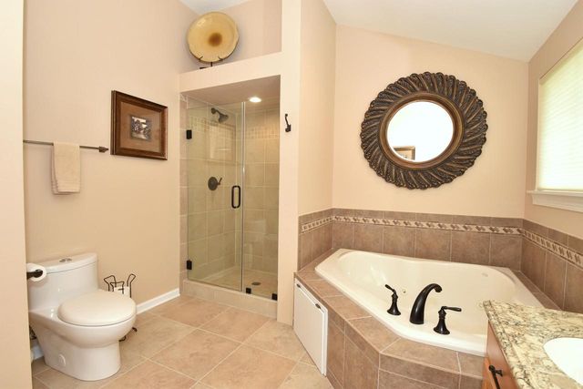 930 Dana LANE, Waukesha, WI 53189