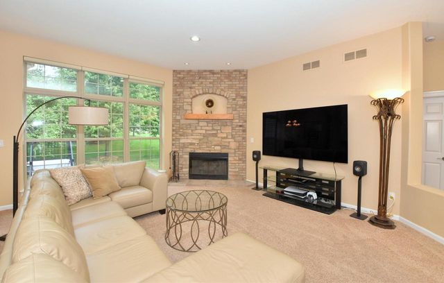 930 Dana LANE, Waukesha, WI 53189