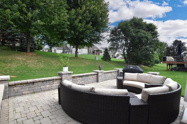 930 Dana LANE, Waukesha, WI 53189