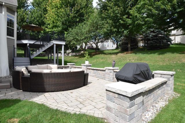 930 Dana LANE, Waukesha, WI 53189