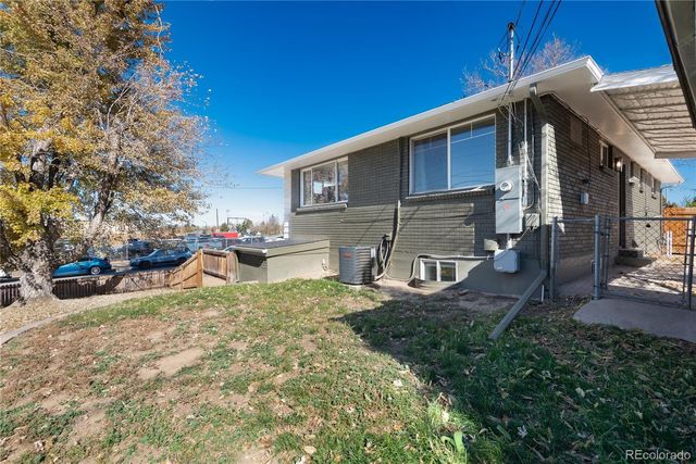 1600 W Sheri Lane, Littleton, CO 80120