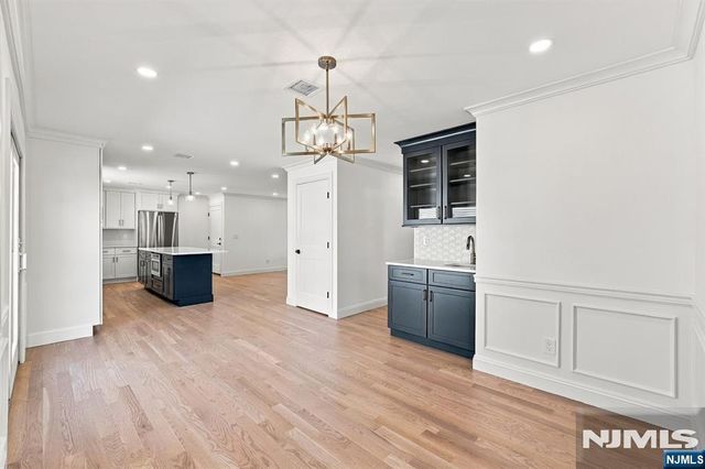 11-17 Harrison Drive, Fair Lawn, NJ 07410