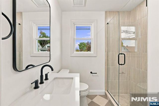 11-17 Harrison Drive, Fair Lawn, NJ 07410