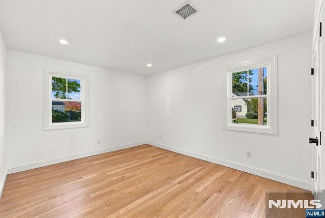 11-17 Harrison Drive, Fair Lawn, NJ 07410
