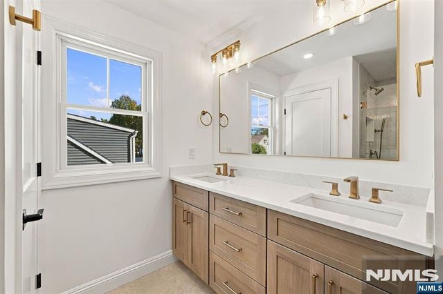 11-17 Harrison Drive, Fair Lawn, NJ 07410