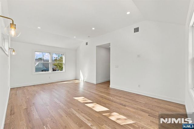11-17 Harrison Drive, Fair Lawn, NJ 07410