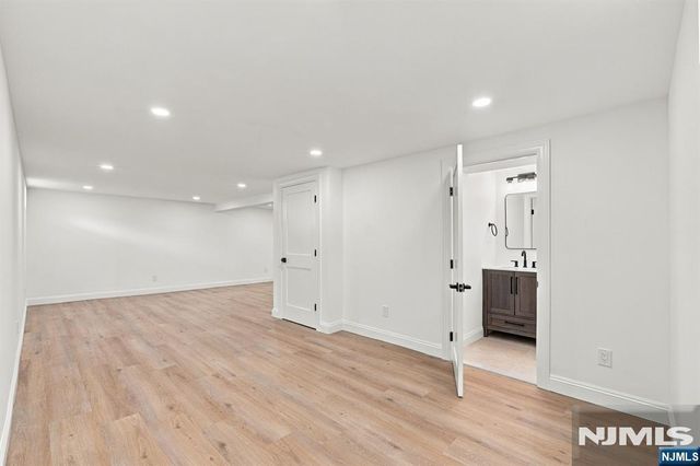 11-17 Harrison Drive, Fair Lawn, NJ 07410