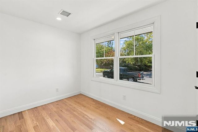11-17 Harrison Drive, Fair Lawn, NJ 07410