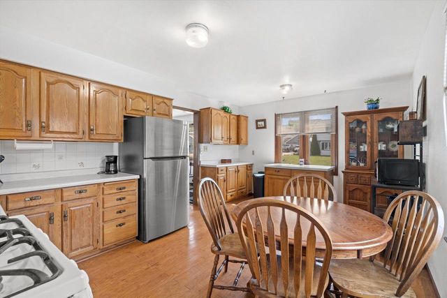 733 101st STREET, Milwaukee, WI 53214