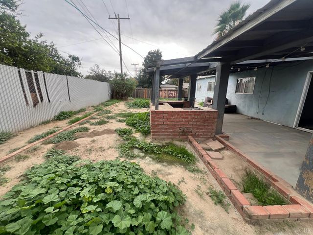 14106 Vista Drive, Armona, CA 93202