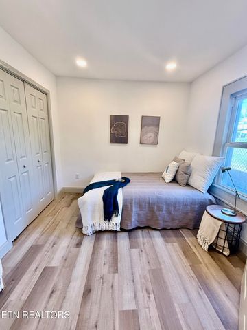 910 Reed St, Knoxville, TN 37921