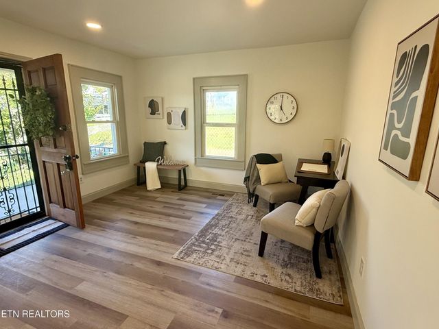 910 Reed St, Knoxville, TN 37921