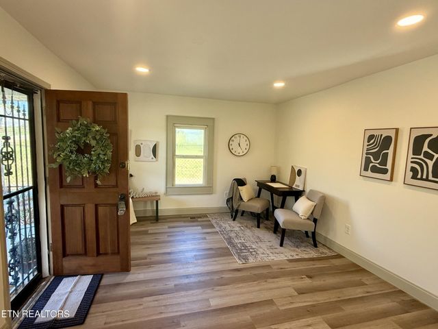 910 Reed St, Knoxville, TN 37921