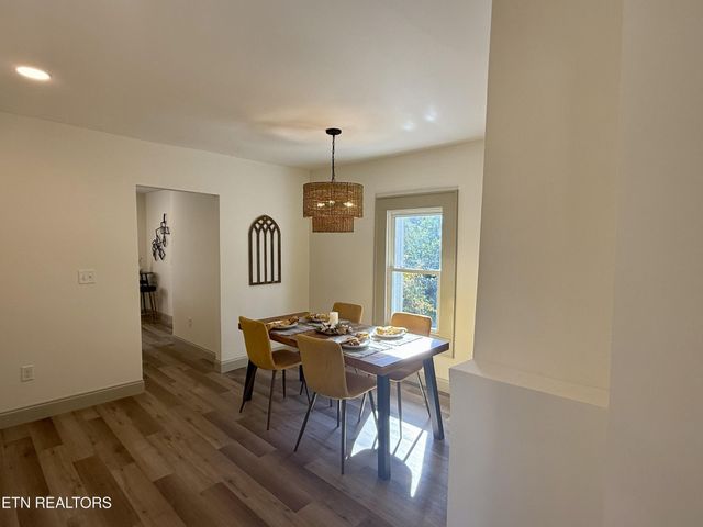 910 Reed St, Knoxville, TN 37921