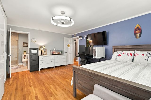 704 Dempster Street E207, Mount Prospect, IL 60056