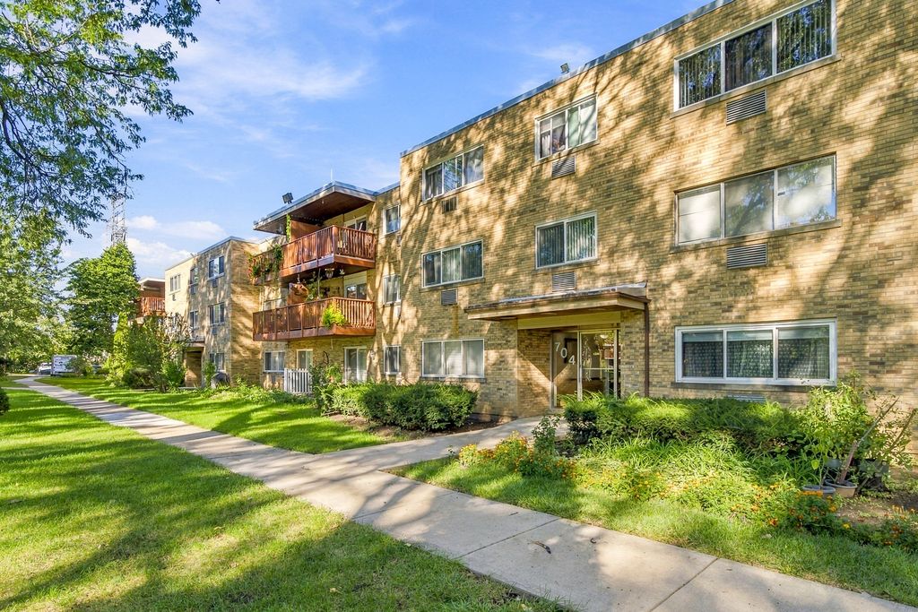 704 Dempster Street E207, Mount Prospect, IL 60056 — photo 2