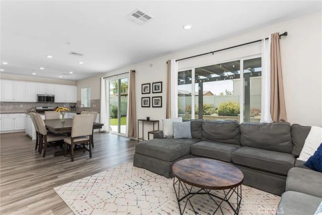 1430 Shannon, Redlands, CA 92374