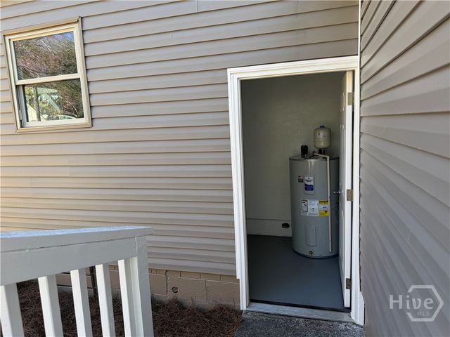 15 Altman Drive, Savannah, GA 31404