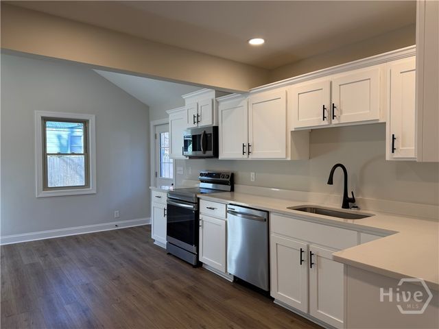 15 Altman Drive, Savannah, GA 31404