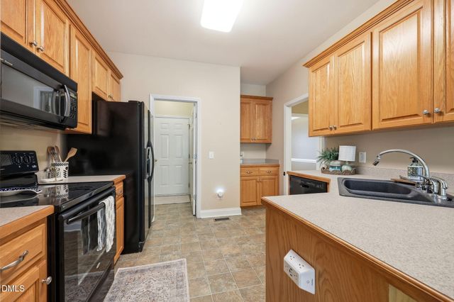 99 Athol Court, Clayton, NC 27527