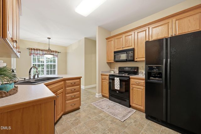 99 Athol Court, Clayton, NC 27527