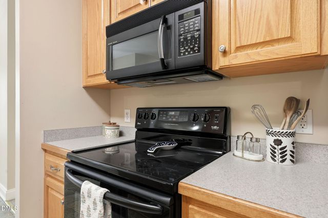 99 Athol Court, Clayton, NC 27527