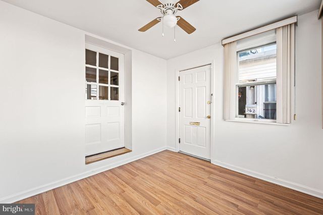 360 HUNTLEY RD, Upper Darby, PA 19082