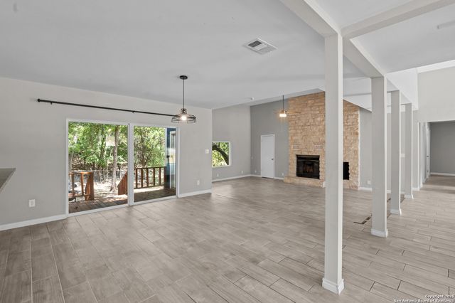 3019 Lakeview Dr, Canyon Lake, TX 78133