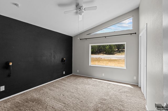 3019 Lakeview Dr, Canyon Lake, TX 78133