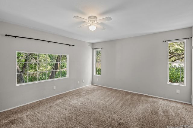 3019 Lakeview Dr, Canyon Lake, TX 78133