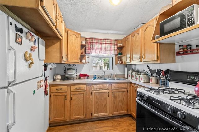 931 W Main Street, Madison, IN 47250