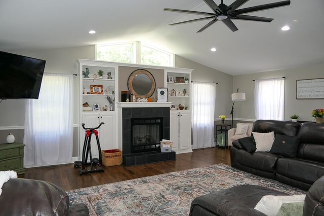 1316 Swofford Drive, Cowpens, SC 29330
