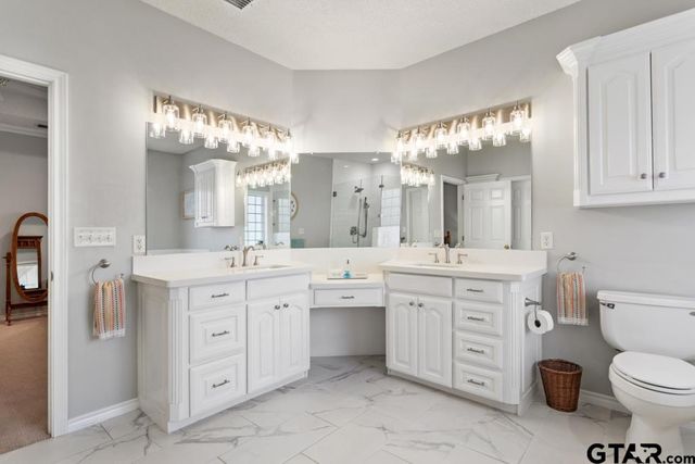 19170 CR 4126, Lindale, TX 75771