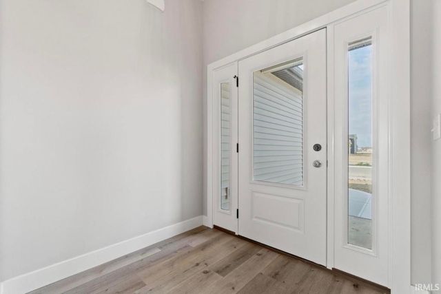 1572 Hager Way, Fort Wayne, IN 46818