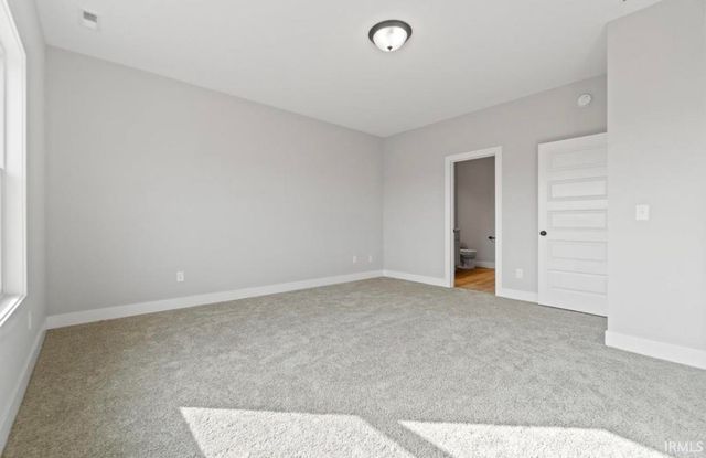 1572 Hager Way, Fort Wayne, IN 46818