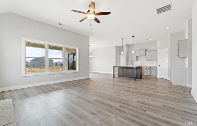 1572 Hager Way, Fort Wayne, IN 46818