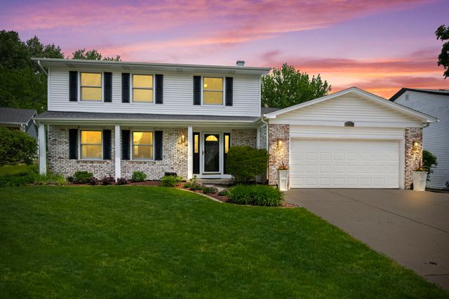 4095 Victoria Drive, Hoffman Estates, IL 60192