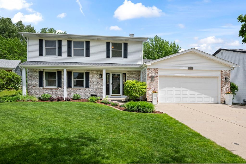 4095 Victoria Drive, Hoffman Estates, IL 60192