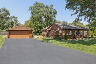 8240 W 135 Street, Orland Park, IL 60462