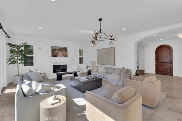 510 E. Viewcrest, Azusa, CA 91702