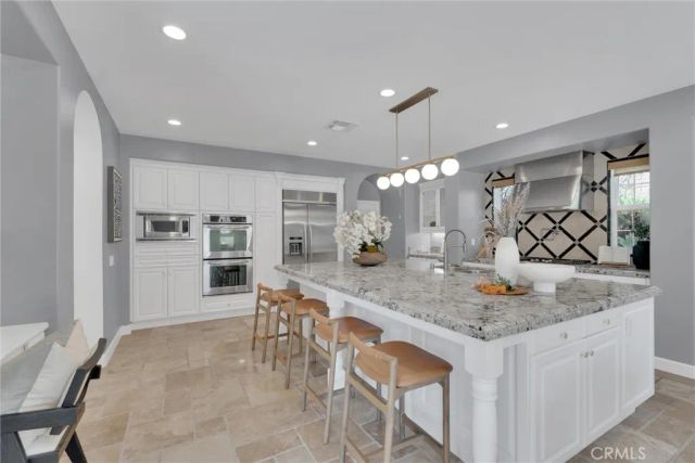 510 E. Viewcrest, Azusa, CA 91702