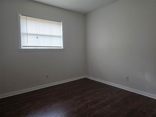 10522 Royal Oaks Drive, Houston, TX 77016