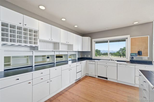 6719 Lakeside Circle, Littleton, CO 80125